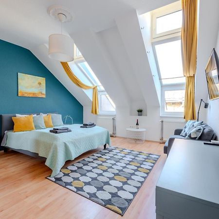 בודפשט Cozy Flat In The Heart Of Buda מראה חיצוני תמונה