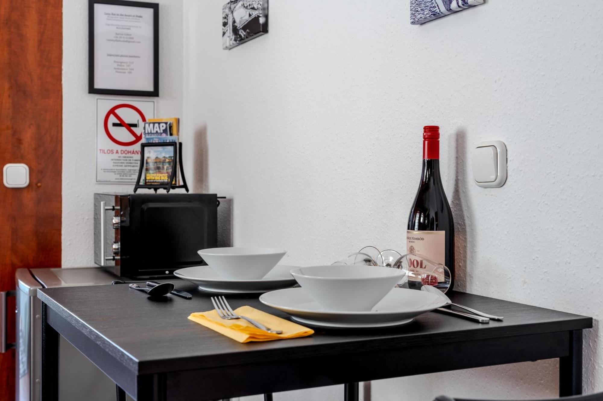 בודפשט Cozy Flat In The Heart Of Buda מראה חיצוני תמונה